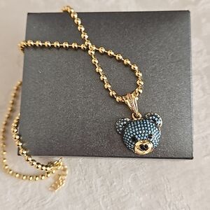 Bear Head Pendant Necklace.